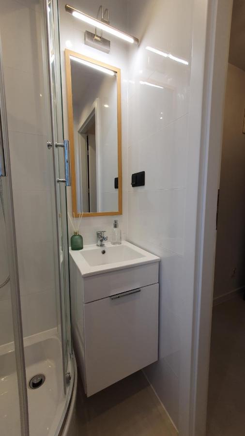 Apartament Wiezyczka Świdnica Buitenkant foto